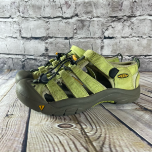 Keen Boys Newport H2 Green Hiking Sandal Lightweight Comfy-Cushioned-Outdoors